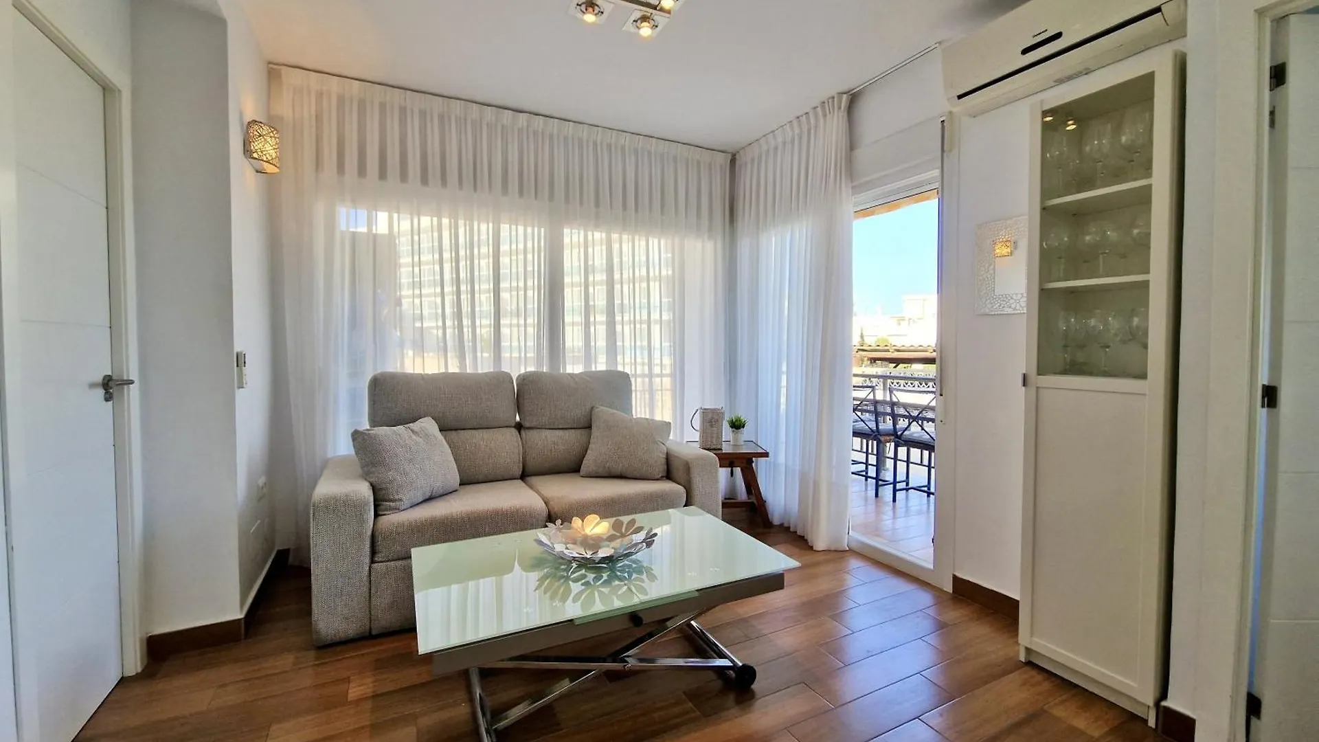 Sr Mediterraneo Playa De La Carihuela Torremolinos Apartment