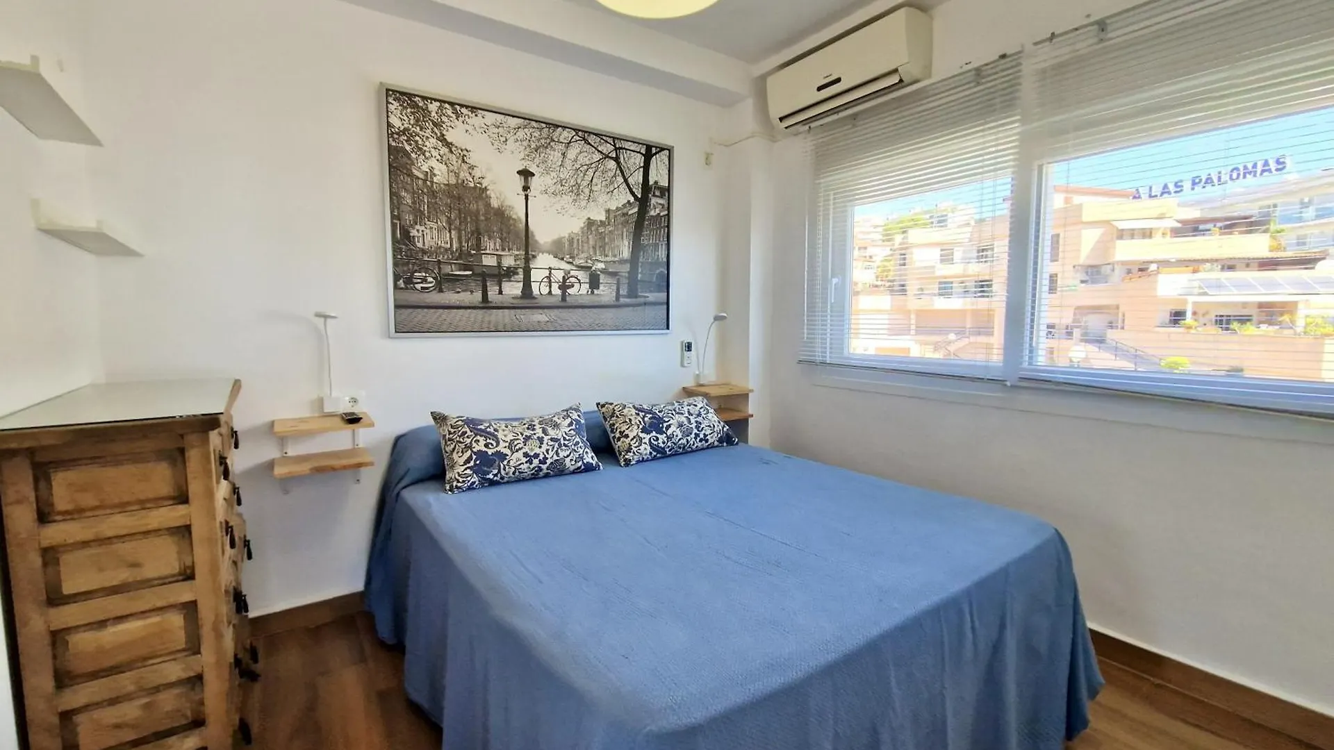 Apartment Sr Mediterraneo Playa De La Carihuela Torremolinos Spain