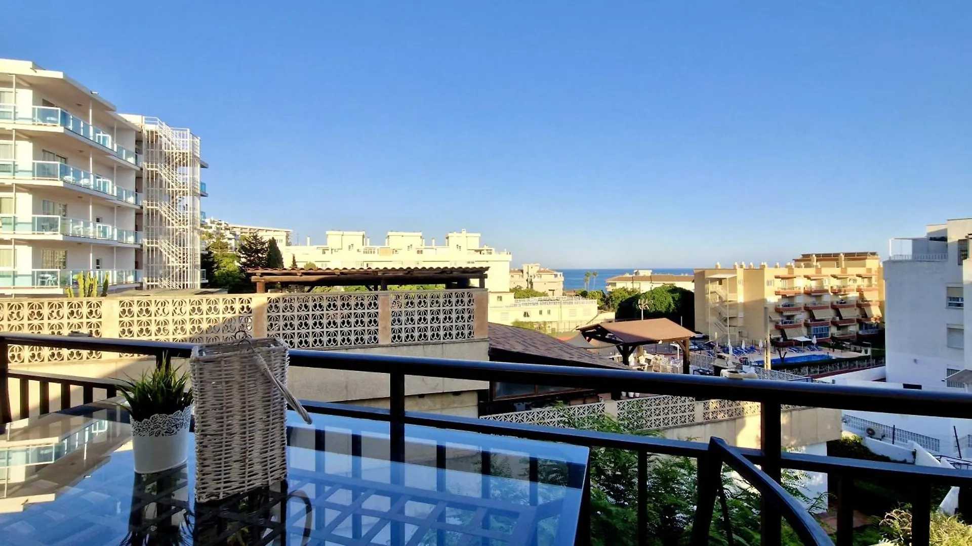 Sr Mediterraneo Playa De La Carihuela Torremolinos Apartment