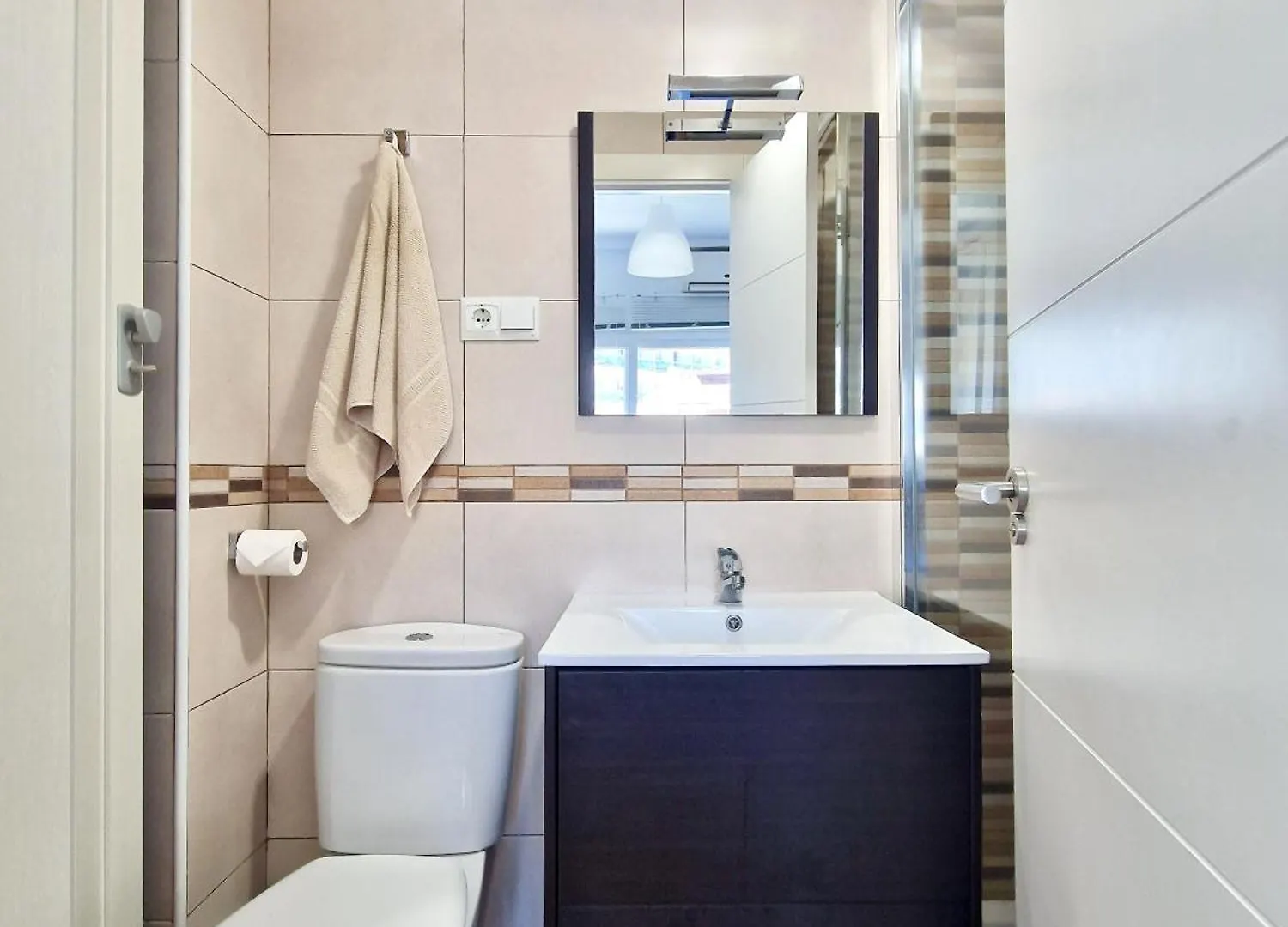 Apartment Sr Mediterraneo Playa De La Carihuela Torremolinos Spain